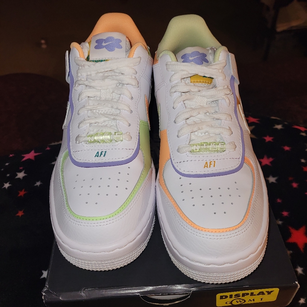 NIKE AF SHADOW  WOMENS SIZE 8